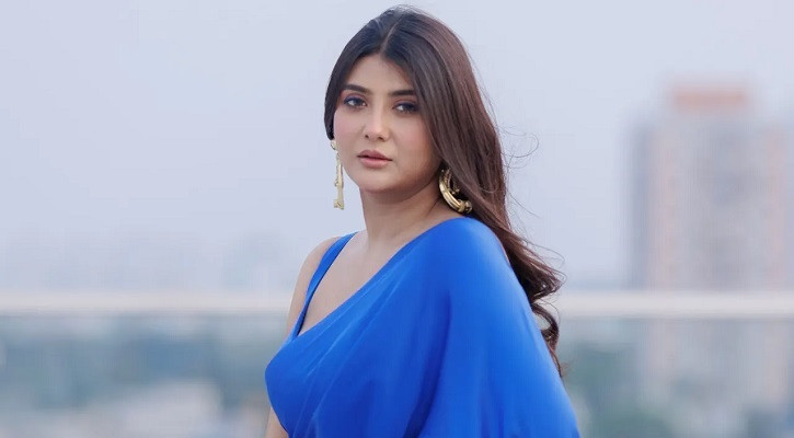 এক জন্মে সব ভালো কাজ করে যেতে চান পার্নো মিত্র