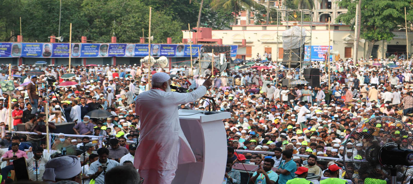 ‘যে পথে বিগত স্বৈরাচার হেঁটেছিল, আপনারাও সেই পথেই হাঁটছেন: জাতির সঙ্গে বিশ্বাসঘাতকতা করবেন না’