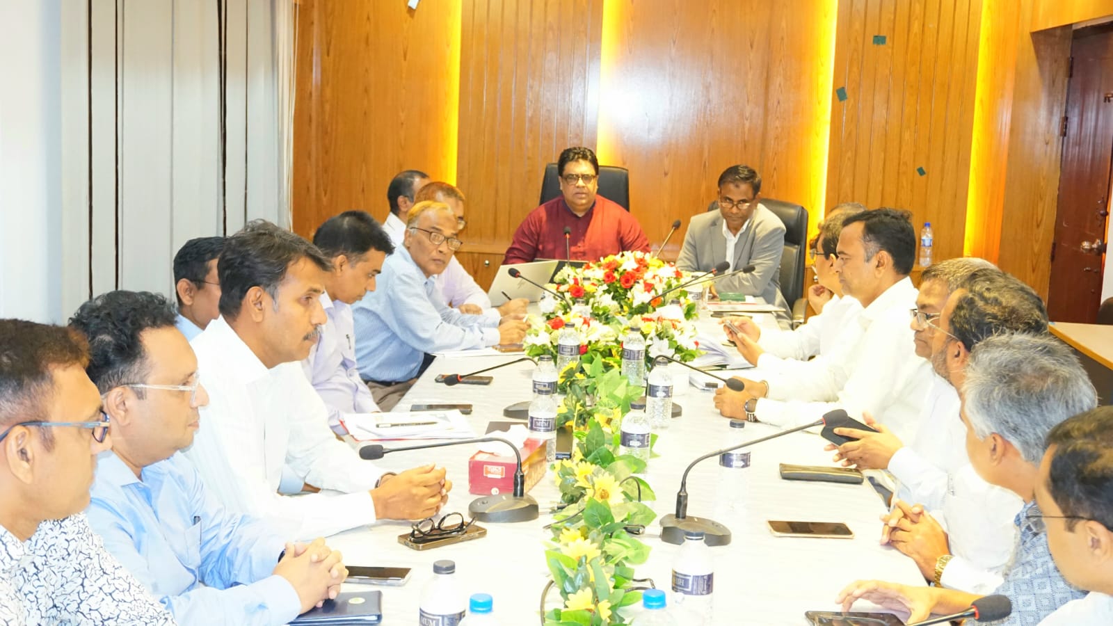 বরেন্দ্র বহুমুখী উন্নয়ন কর্তৃপক্ষে সাথে প্রধানমন্ত্রীর উপদেষ্টা রেহান আসিফ আসাদের মতবিনিময়