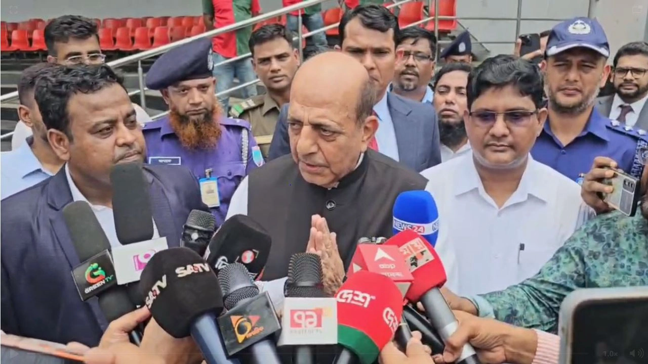 বেনাপোল হয়ে বাংলাদেশে ভারতের নতুন হাইকমিশনার দীনেশ ত্রিবেদী