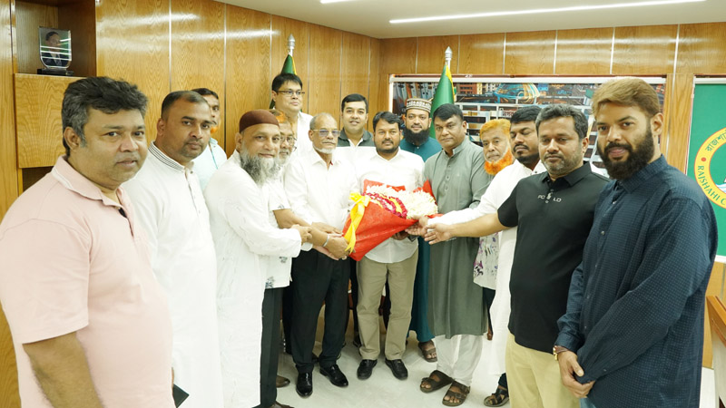 রাসিক প্রশাসকের সঙ্গে আরসিসিআই নেতৃবৃন্দের সৌজন্য সাক্ষাৎ