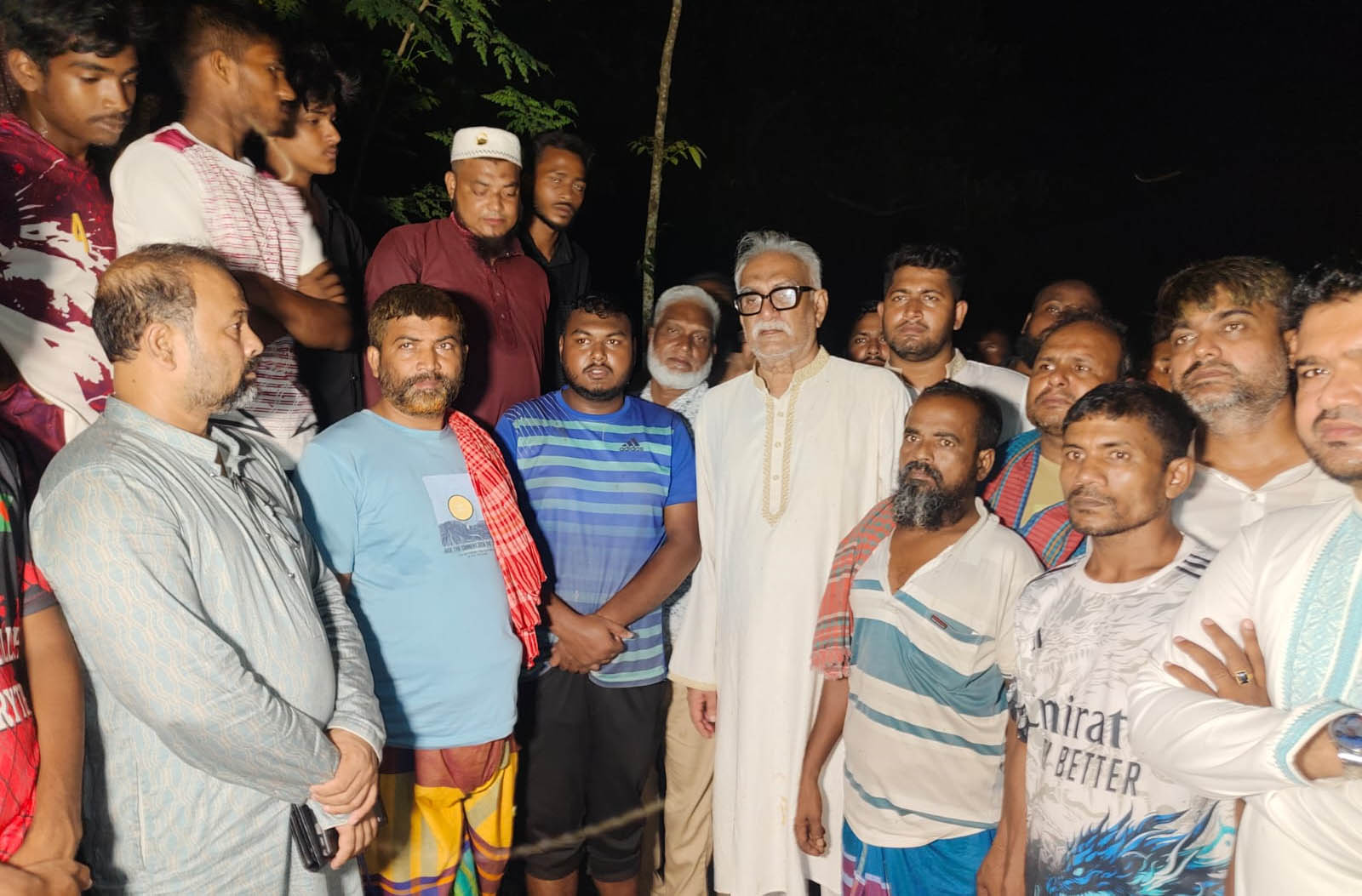 এমপি চাঁদের উদ্যোগে ১১ দিন পর দেশে ফিরল ভারতে আটক ৫ বাংলাদেশি